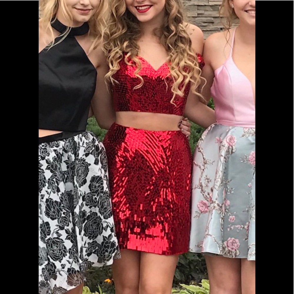 Sherri Hill homecoming dress